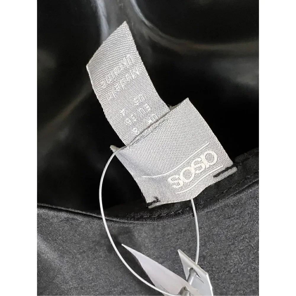 ASOS Tortoise Loop Tank Top￼ - Picture 3 of 8